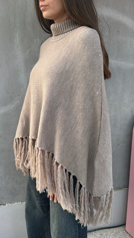 The Noomi Poncho - Beige
